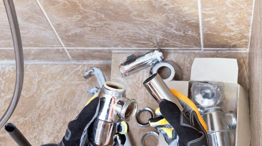Expert Emergency Roof Repairs services in Creston, IL